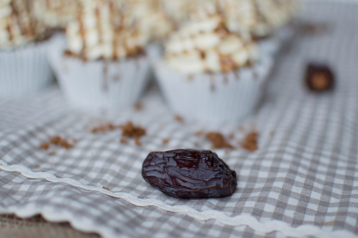 Sticky Toffee Pudding Cupcakes With Dates And Treacle - Kay's Kitchen